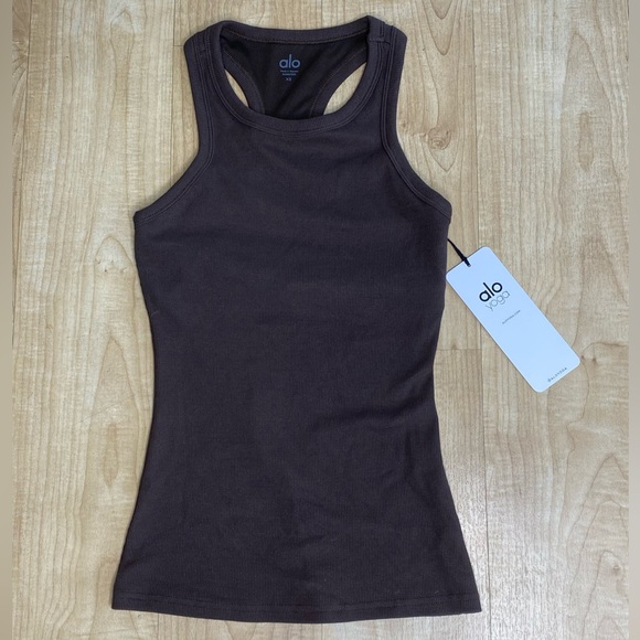 Alo tank top - Picture 1 of 3